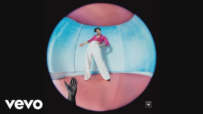 “Adore You” – Harry Styles: Lagu yang Menyentuh Hati dengan Keindahan Emosional