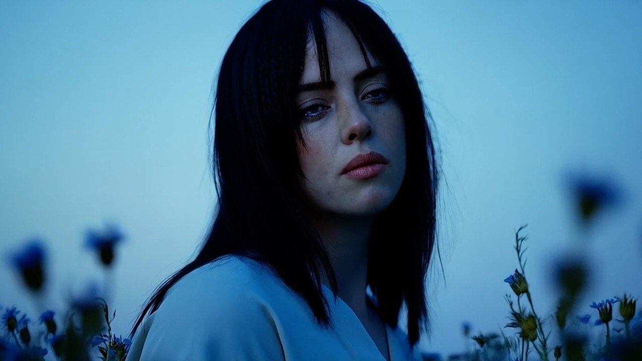 Wildflower – Billie Eilish: Lagu Viral dengan Makna Mendalam